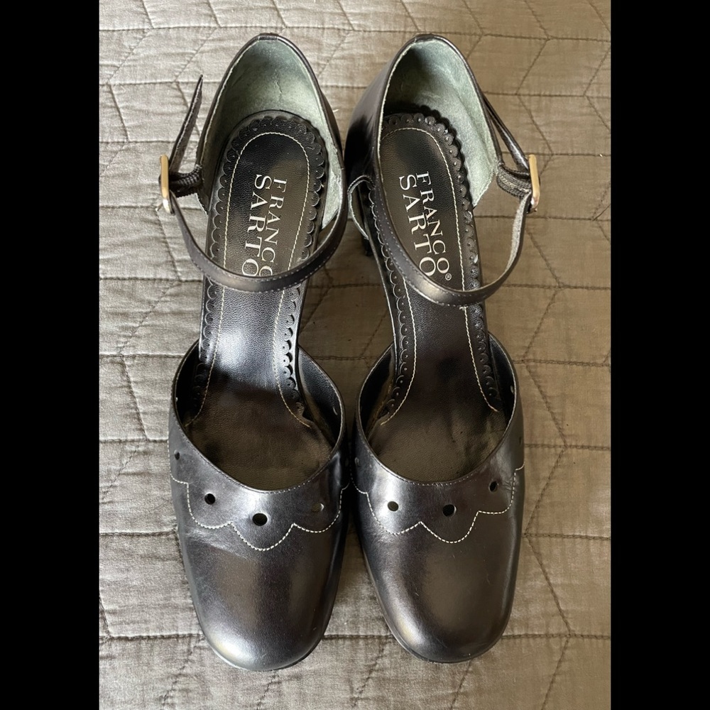 3/$15 EUC size 10 Franko Sarto black leather Mary Janes  3” heels. Retro